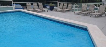 Modern Oceanview 2BR Condo w/Pool & Steps to Beach