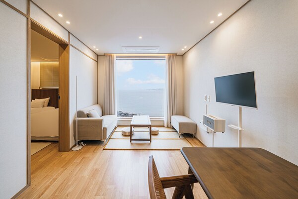 Cony Ocean Suite Hotel - 제주특별자치도