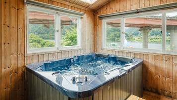 Basic Room, 1 Bedroom (Harmony (Duplex/Jet Spa)) | 1 bedroom, free WiFi