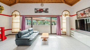 Kamar Basic, 2 kamar tidur (Unique (Duplex/Private BBQ))