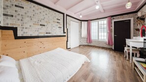 Kamar Basic, 1 kamar tidur (Charming (Pet/Private BBQ))