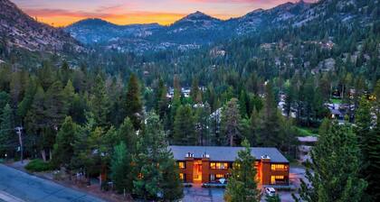 Tram Condo by Avantstay Walk to Lifts + Kt-22 Views Olympic Valley