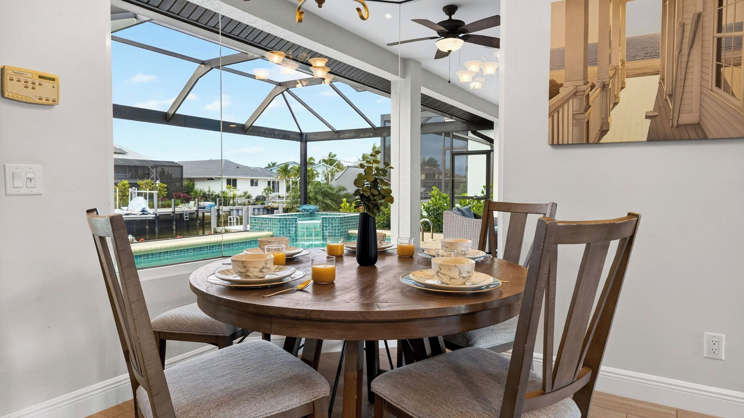 House (4 Bedrooms) | Interior