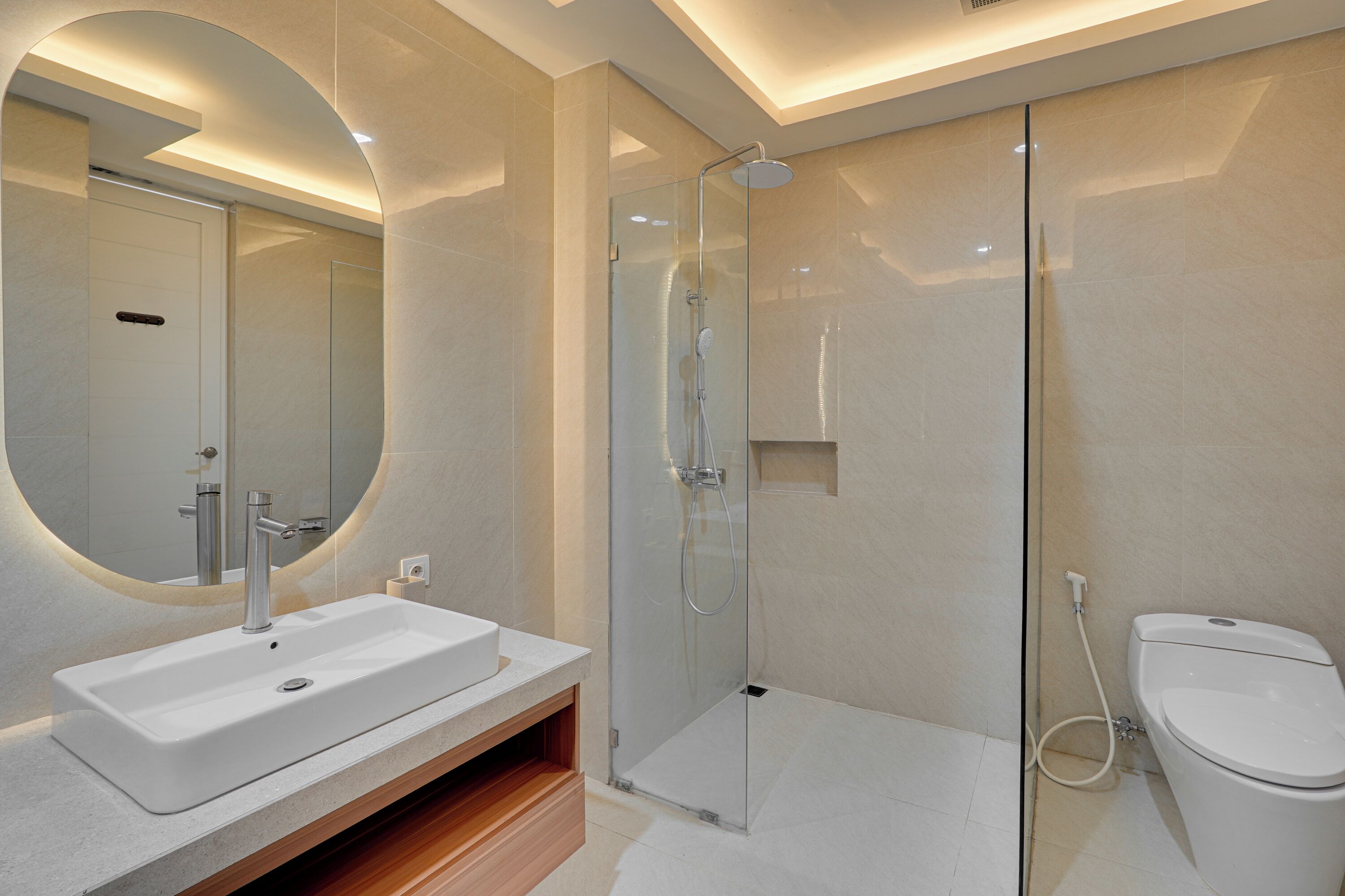 Villa, Balcony, Pool View | Bathroom | Hair dryer, towels, soap, shampoo