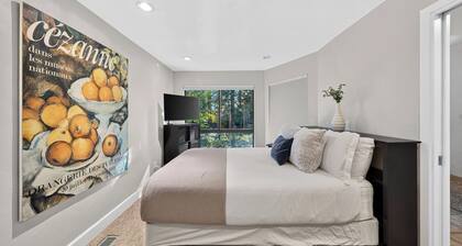 Juanita 2 by Avantstay Beamed Cabin + Pool + Balcony Diamond Peak + Lake Tahoe