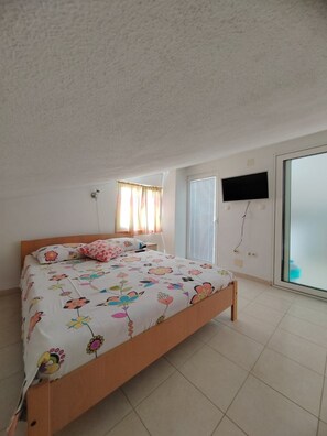 Room - Two bedroom apartment with terrace Pirovac (Šibenik) (A-27461-b) (Pirovac)