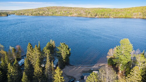 Sandy Shores Cabin on Lake St. Peter with Fire Pit+BBQ