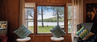Sandy Shores Cabin on Lake St. Peter with Fire Pit+BBQ