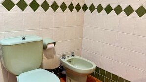 Gambar tidak terklasifikasi, 4 dari 44, tombol