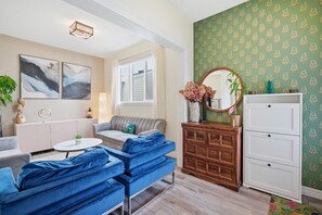 Living area - A place to unwind your soul (Edmonton)