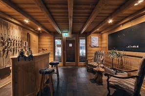 Lobby - Etable Des Crosets (Val d'Illiez)