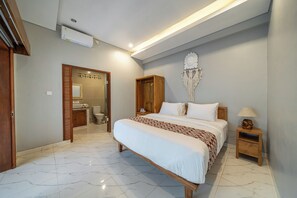 Room - Q~la Villas (Legian)
