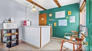 Room - (Cooper Landing)