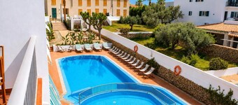Hostal S Algaret