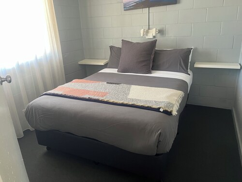 Esperance Central Apartments