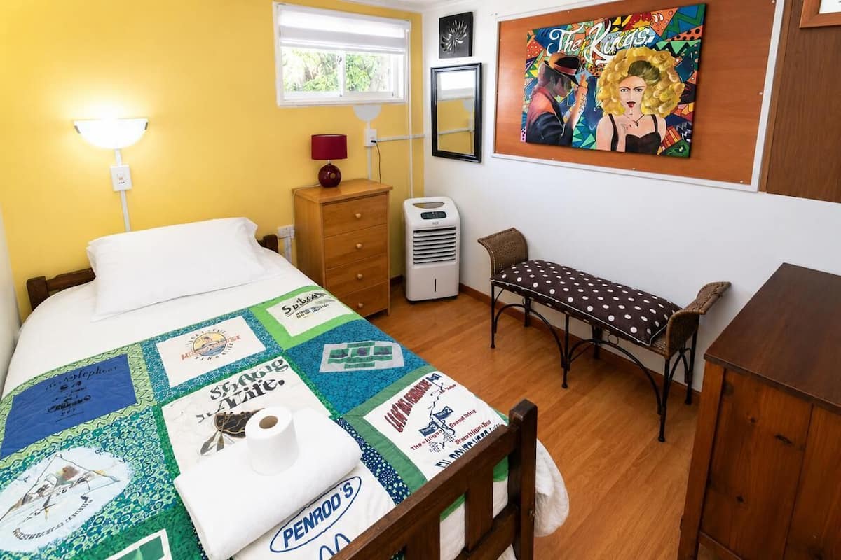 Classic Single Room