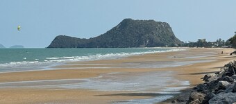 Z-beach Resort