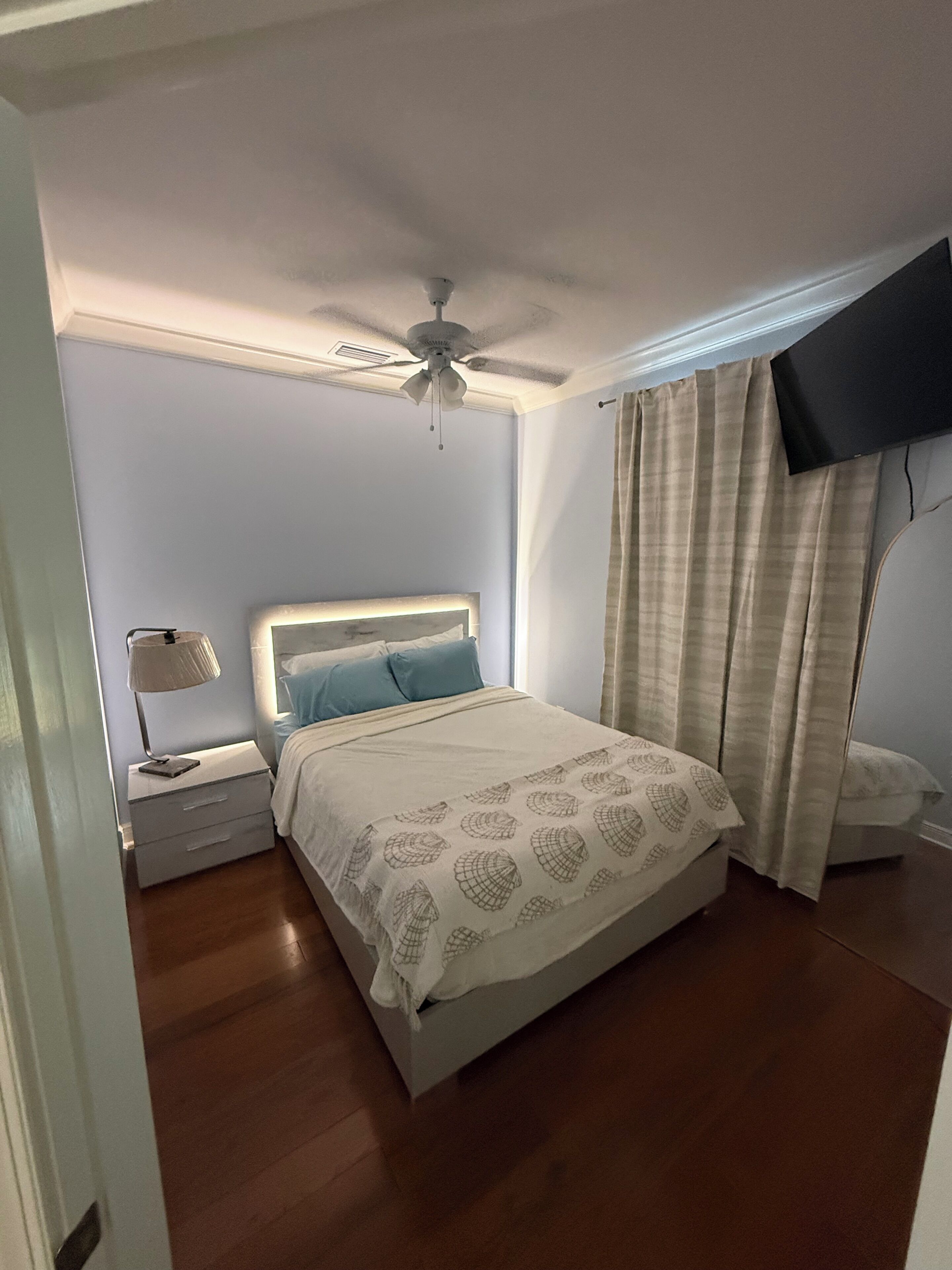 2 bedrooms, WiFi, bed sheets