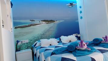 Iron/ironing board, WiFi, bed sheets