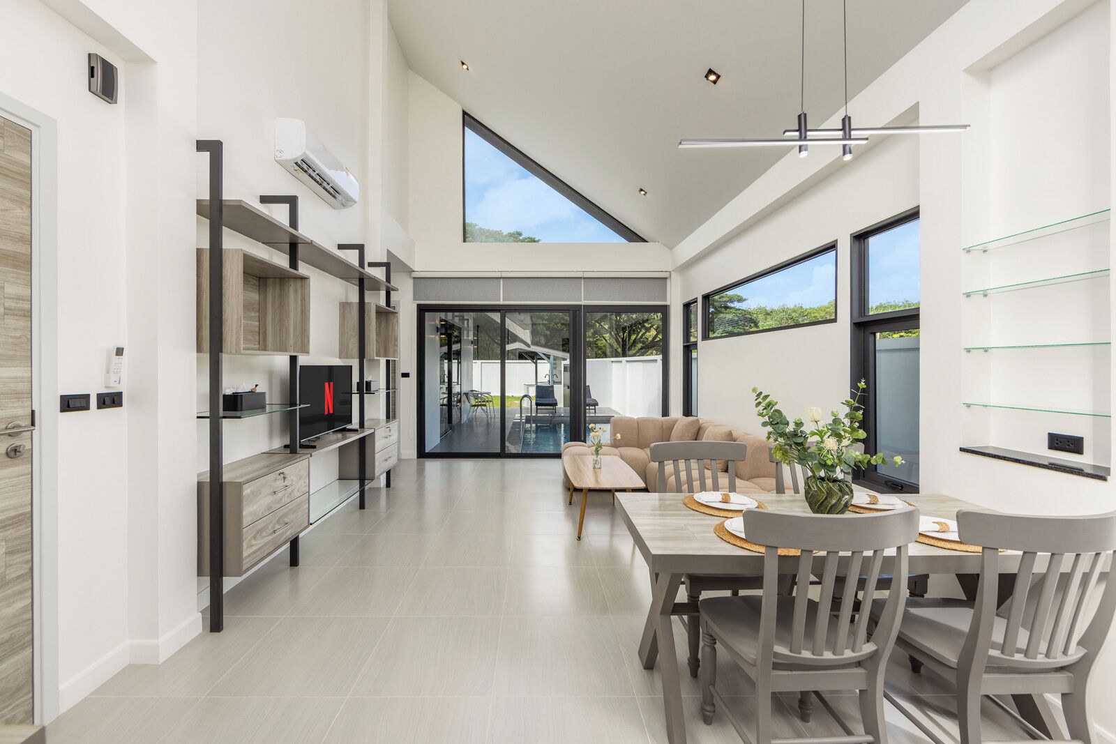 Basic Villa, 2 Bedrooms, Private Pool | Living area