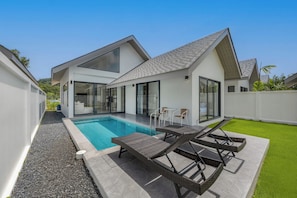 Comfort Villa, 2 Bedrooms, Pool View | Private pool