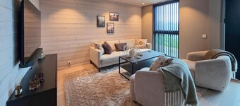 4 bedroom stunning apartment in Edland