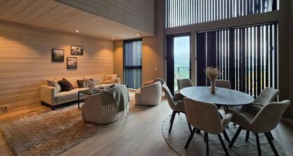 4 bedroom stunning apartment in Edland