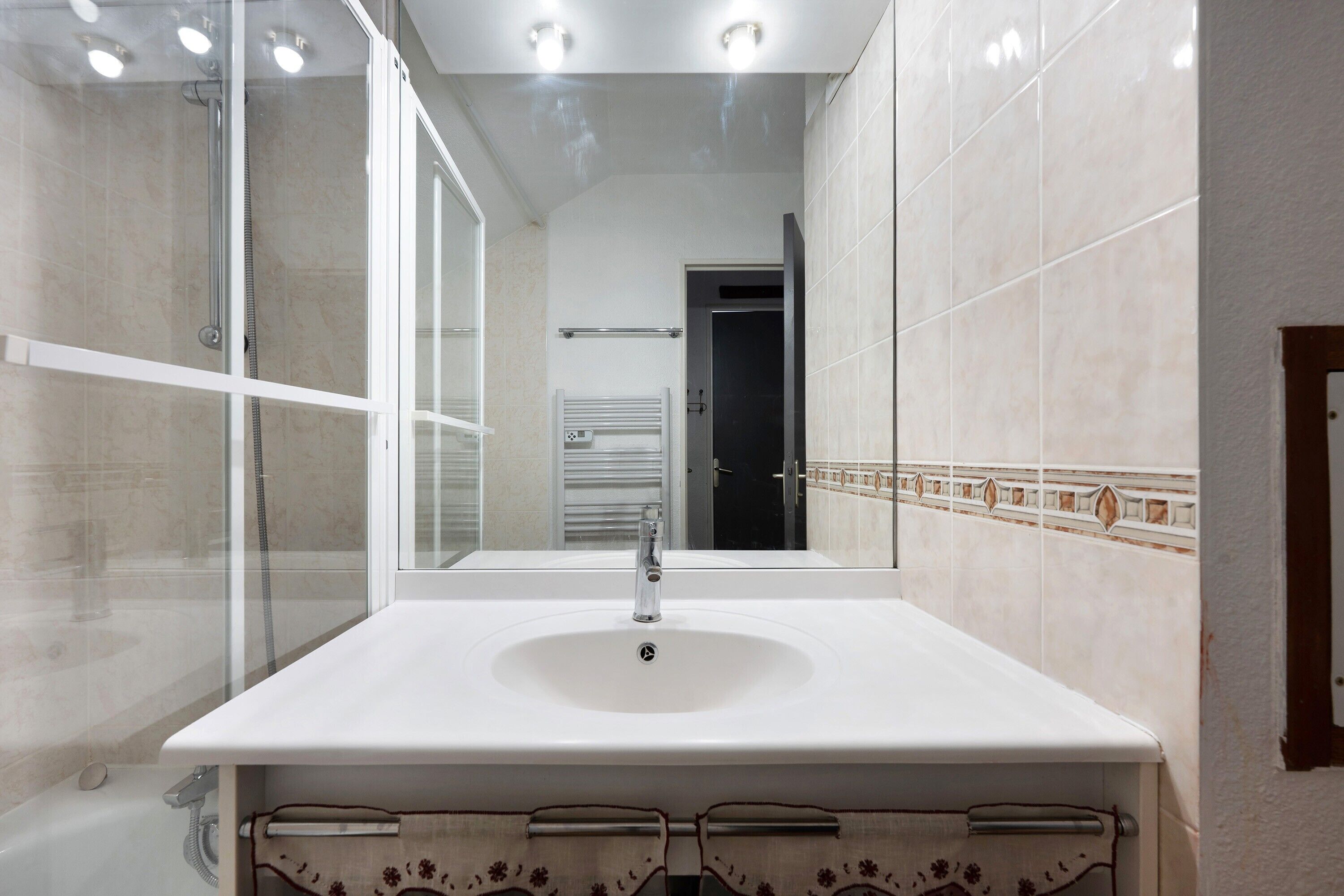 Een douche, een haardroger