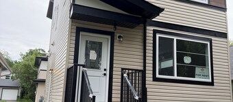 Private Basement Suite Near NAIT & Downtown