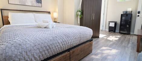 1 bedroom, iron/ironing board, free WiFi, bed sheets