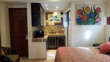 2 quartos, ferros/tábuas de passar roupa, Wi-Fi, roupa de cama