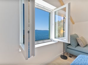 Casa (Seaside Cottage Maslina. holiday home) | 2 habitaciones y cunas 