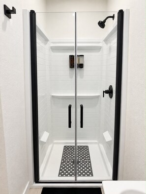Bathroom - Modern Private Studio + Private Entrance + Free Parking + 15 Min to Strip (Las Vegas)