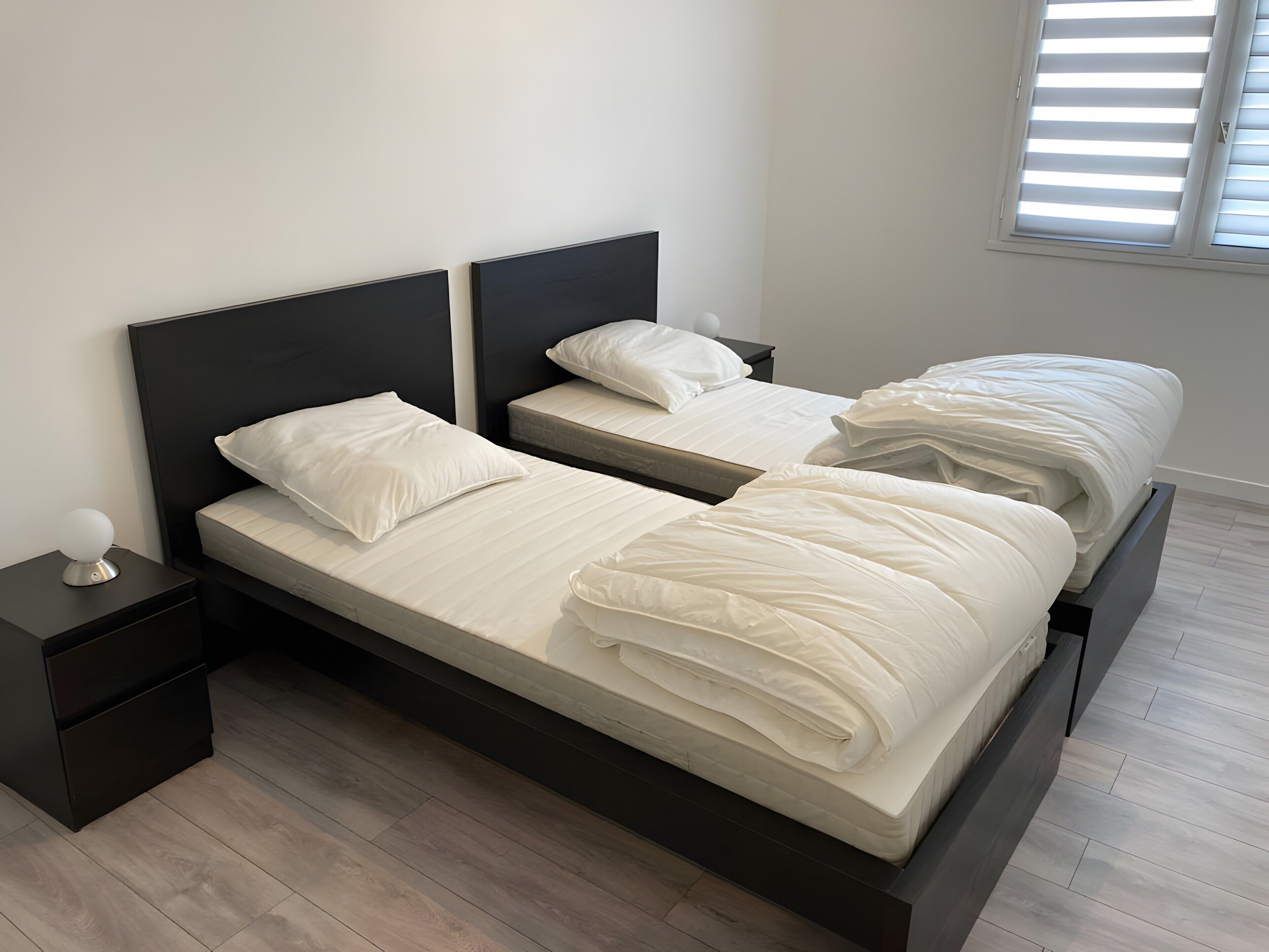 2 bedrooms, iron/ironing board, WiFi