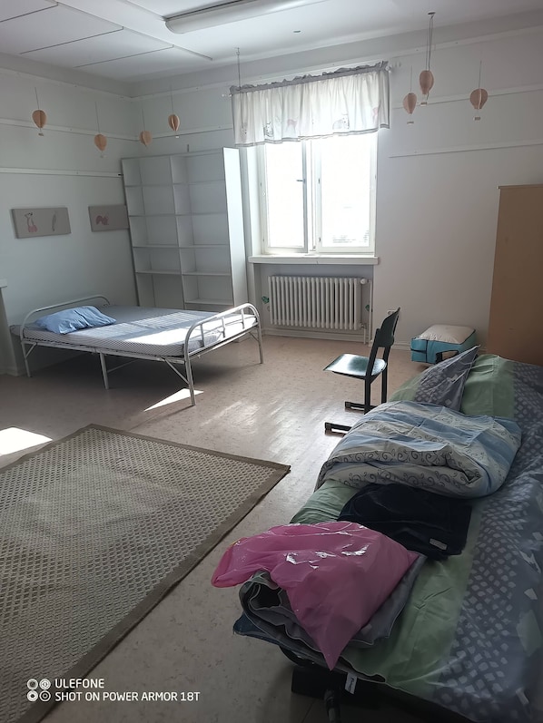 Chambre, 1 chambre, balcon | 1 chambre
