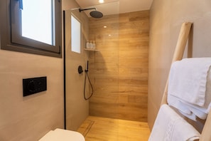Bathroom - Serenity Villas (ios)