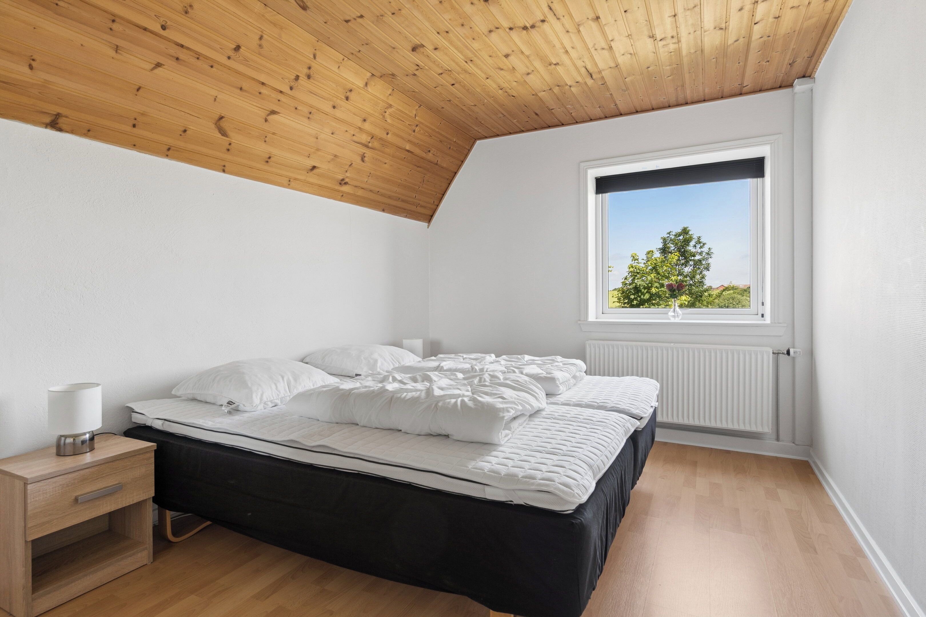 5 bedrooms, free WiFi