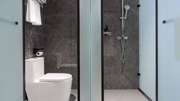 Chambre Double Luxe, vue ville | Salle de bain