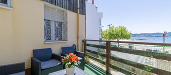 Apartment 'Piso Fon' mit Meerblick, privater Terrasse und Balkon