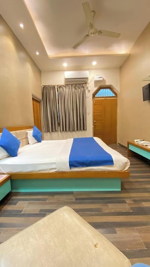 Room - Raghupati Hotel UP (Ayodhya)