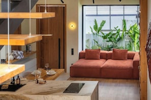 Villa | Wohnzimmer | 43-Zoll-LED-Fernseher mit Digitalempfang