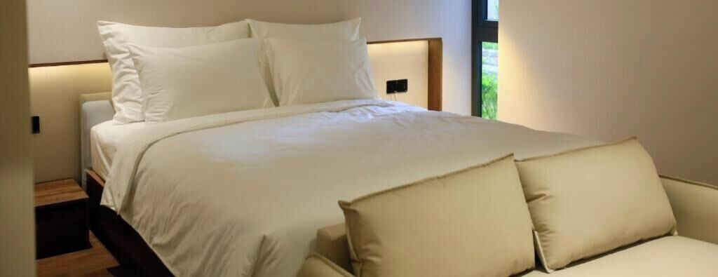 Standard Studio, Courtyard View | In-room safe, blackout drapes, soundproofing, iron/ironing board