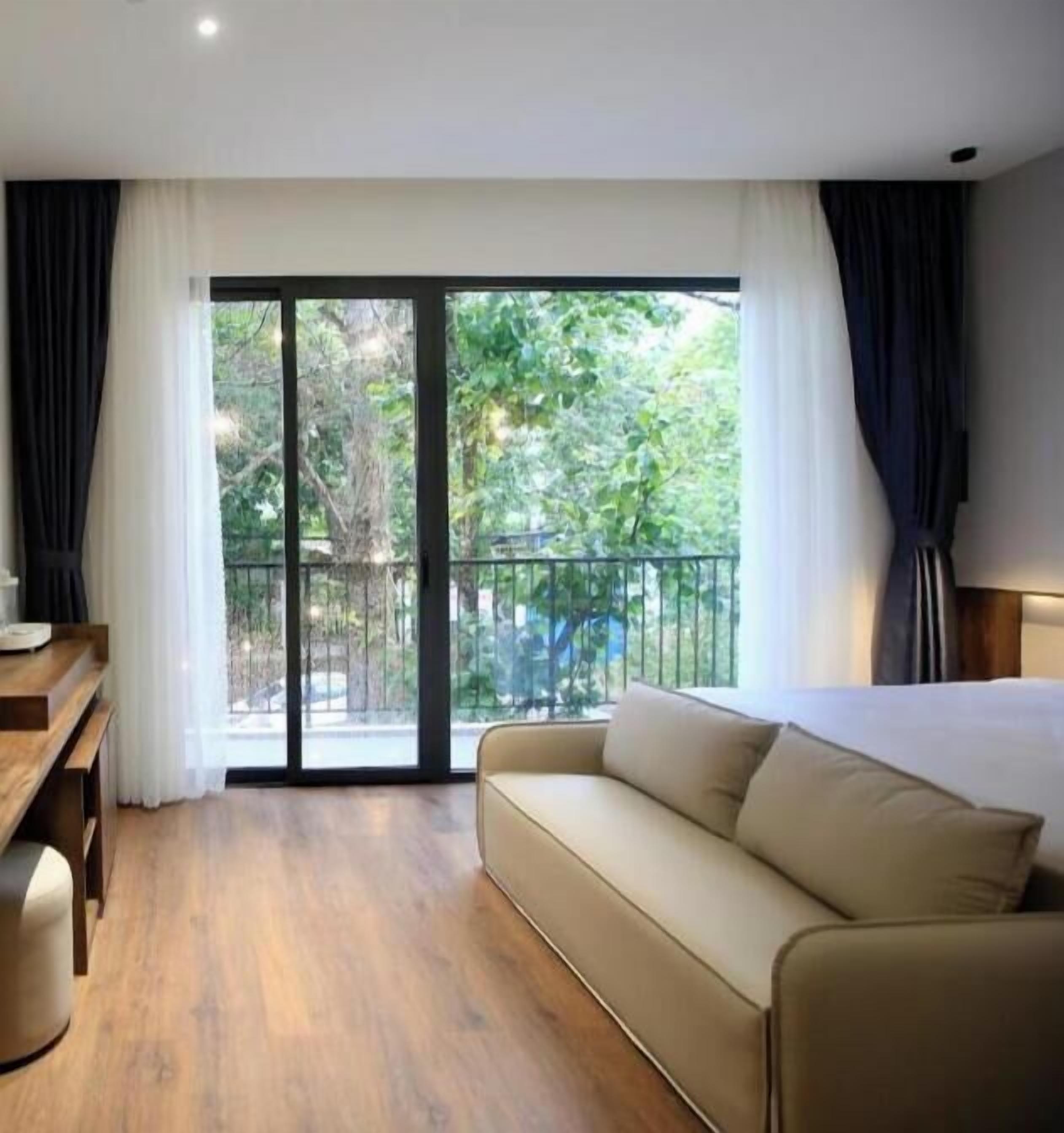 Phòng đôi Deluxe, ban công, quang cảnh vườn | Két bảo mật tại phòng, màn/rèm cản sáng, phòng cách âm 