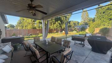 Outdoor dining
