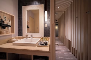 Standard-Doppelzimmer | Badezimmer