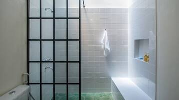House, City View | Bathroom