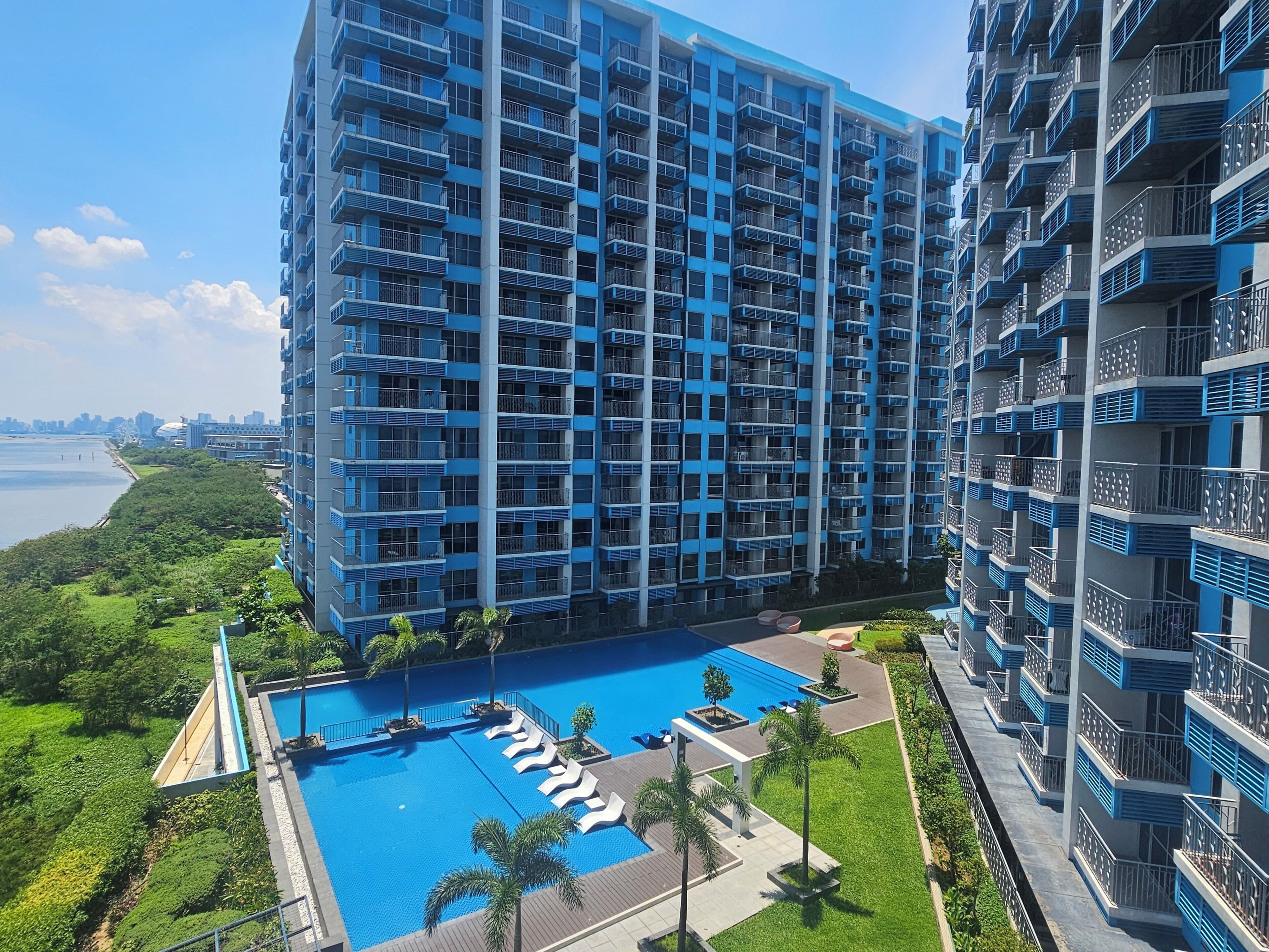 Luxury Apartment, 2 Bedrooms, Balcony, Bay View | Exterior