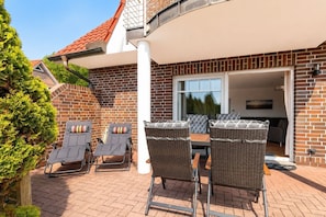 Outdoor dining - Südoase - Südoase - Modern vacation rental with a terrace and garden in a quiet location (Borkum)