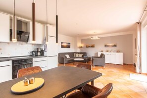 Interior - Südoase - Südoase - Modern vacation rental with a terrace and garden in a quiet location (Borkum)