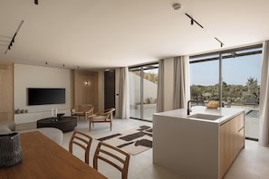Smart-TV, Kamin, Videospiele, Tischtennisplatte